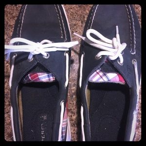 Sperry top-siders size 8